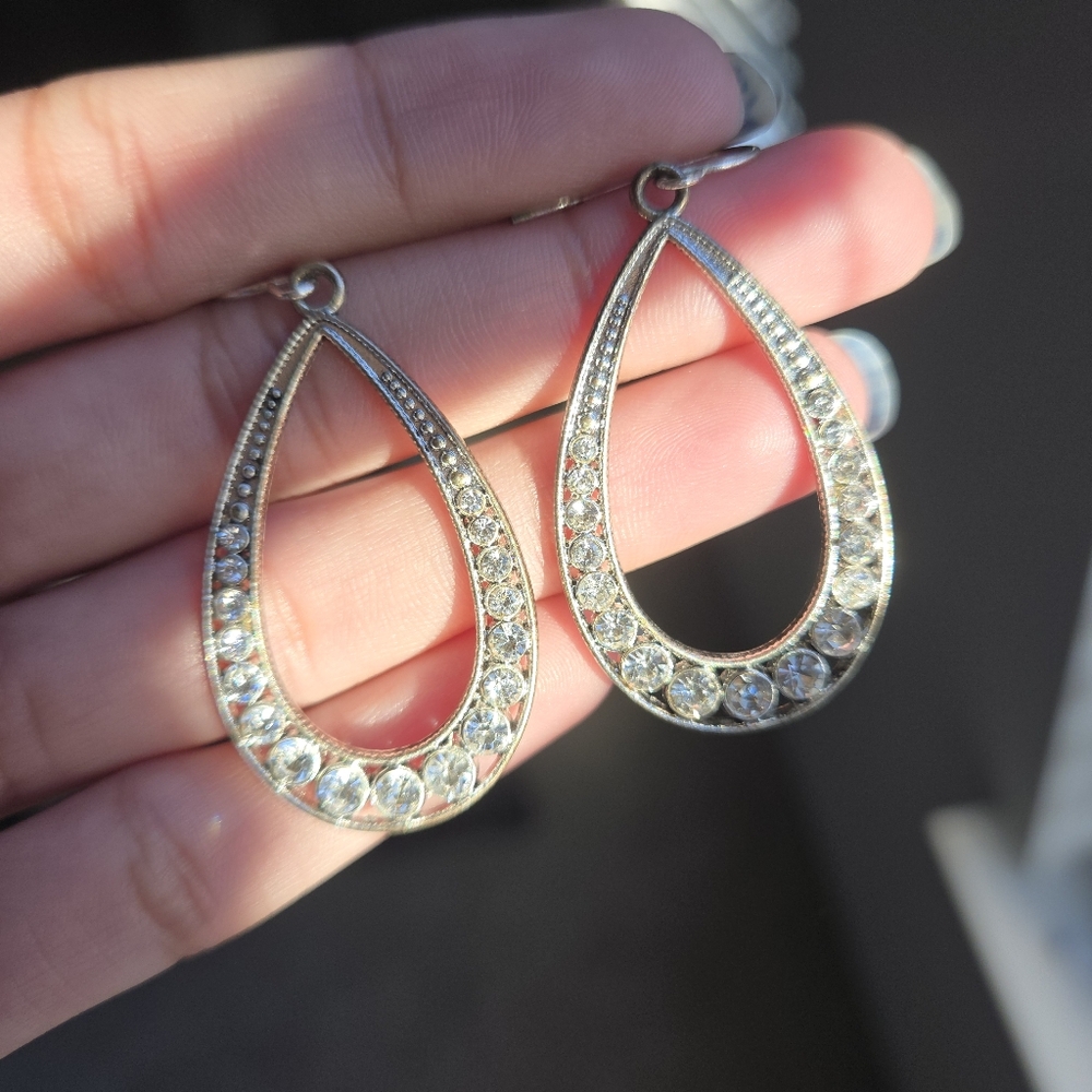 Rhinestone Diamond Earrings Pear Tear Drop Silver Fish Hook